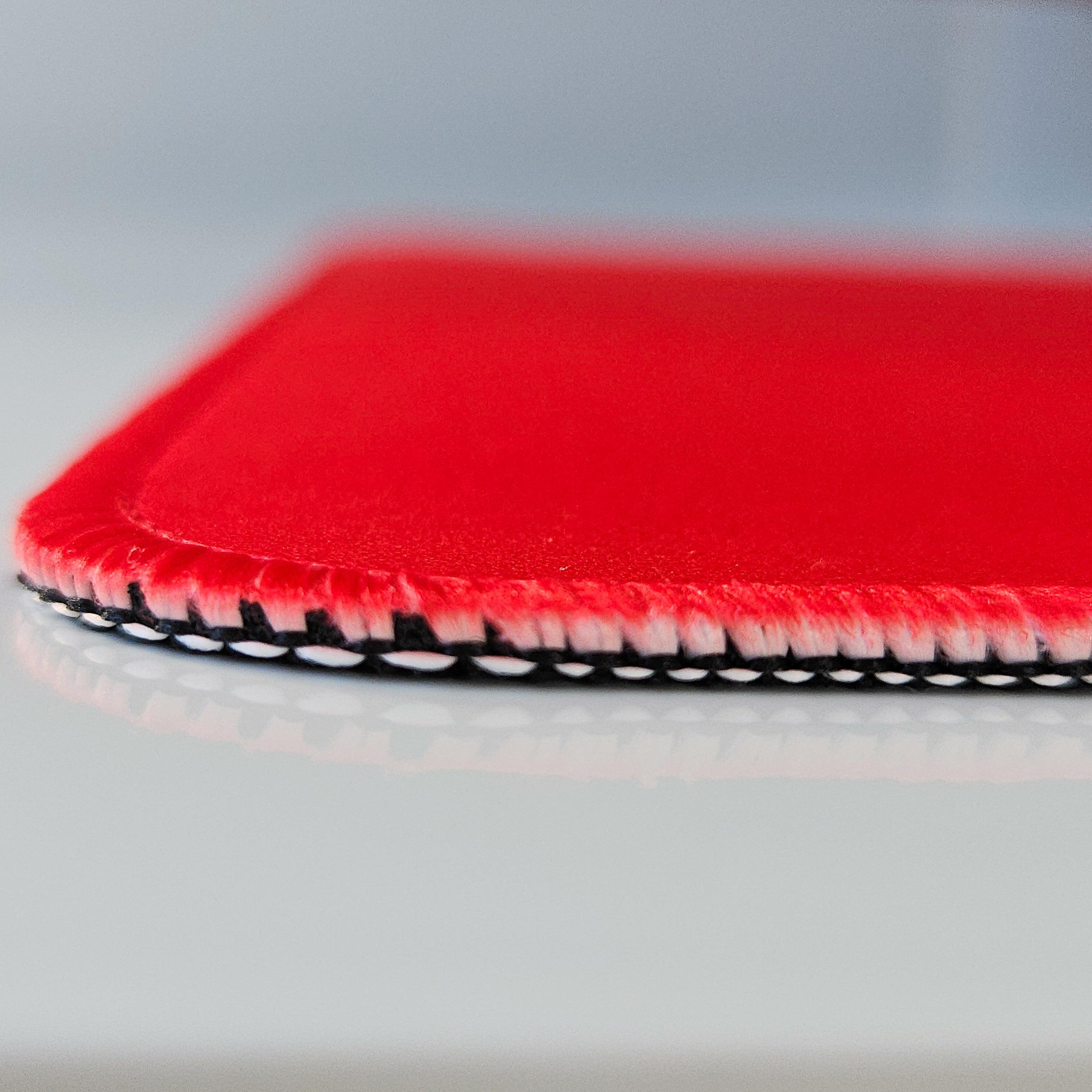 GamerTek Grip Desk Mat Red – Medium 42 × 42cm |7671