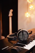  beyerdynamic DT 990 Pro 250 ohm Over-Ear Studio Headphones For Mixing, Mastering, and Editing, Wired