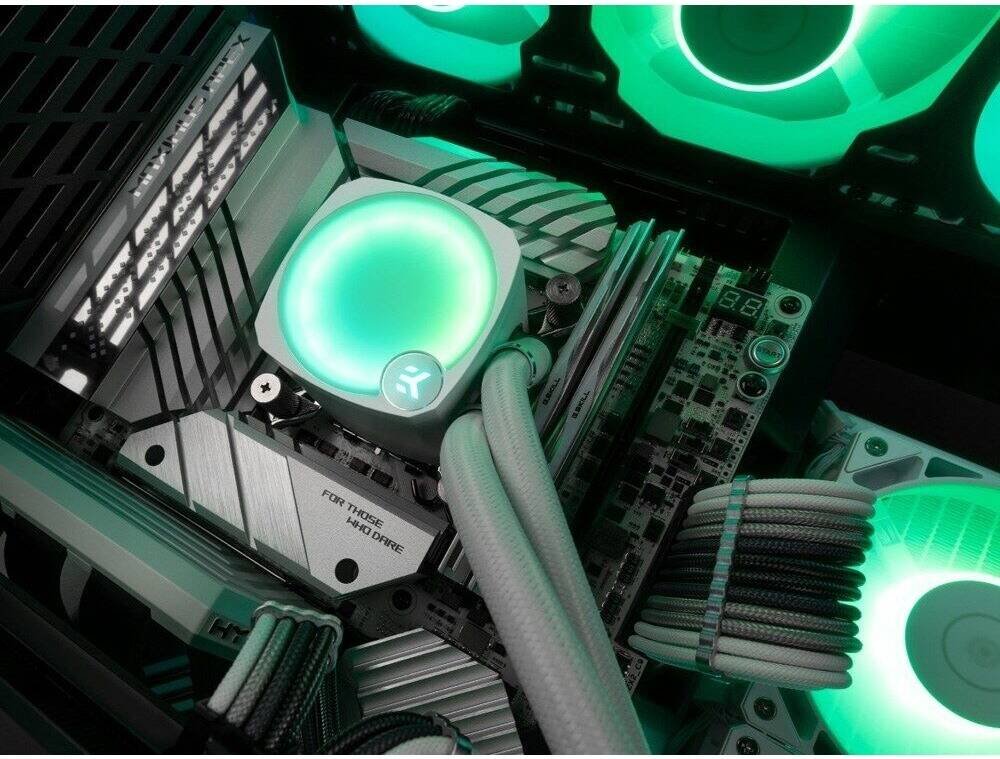 EKWB EK-Nucleus AIO CR240 Lux D-RGB Liquid CPU Cooler, 240mm Radiator, 120 mm D-RGB Daisy-chainable Fans, 550 - 2300 RPM Fan Speed, 72 CFM Air Flow, Applicable for AMD / Intel, White | 3831109897843